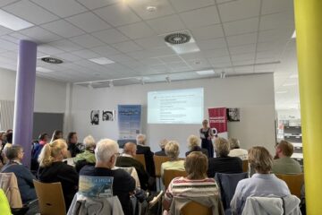 Büchereileiterin Dajana Stolz stellte im Rahmen der Bürgerwerkstatt zum Thema 'Raumbörse' die Stadtbücherei als "Dritten Ort" für bürgerschaftliches Engagement vor. © Stadt Ratzeburg